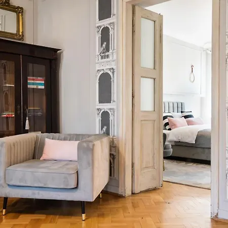 Premium Artdeco Boutique By Bookinghost Varšava